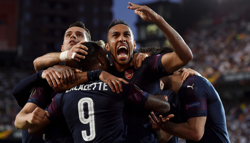 费德勒在切尔西比赛中最后时刻胜出,晋级下一阶段引发热议!上演精彩一战的简单介绍 费德勒在切尔西比赛中最后时刻胜出,晋级下一阶段引发热议!上演精彩一战的简单介绍